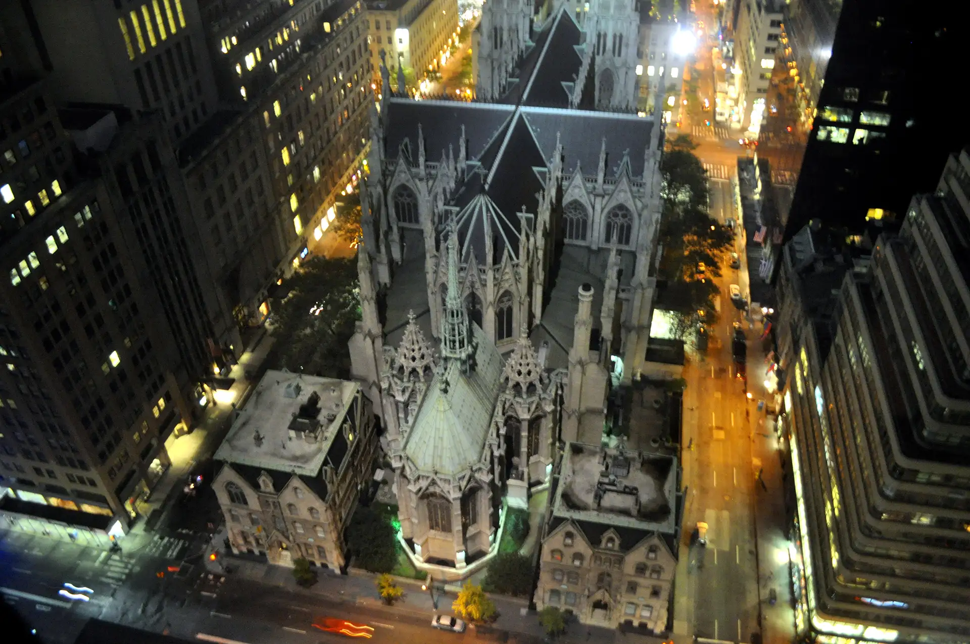 New York, birds eye view of a church